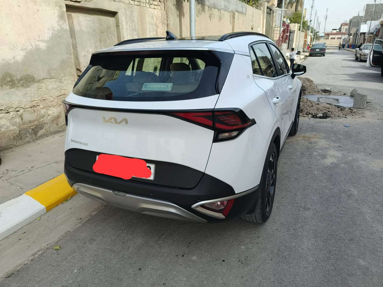 السلام عليكم سبورتج خليجي اعلى المواصفات موديل 2023 باقي التفاصيل خاص او الاتصال على الرقم ***********
