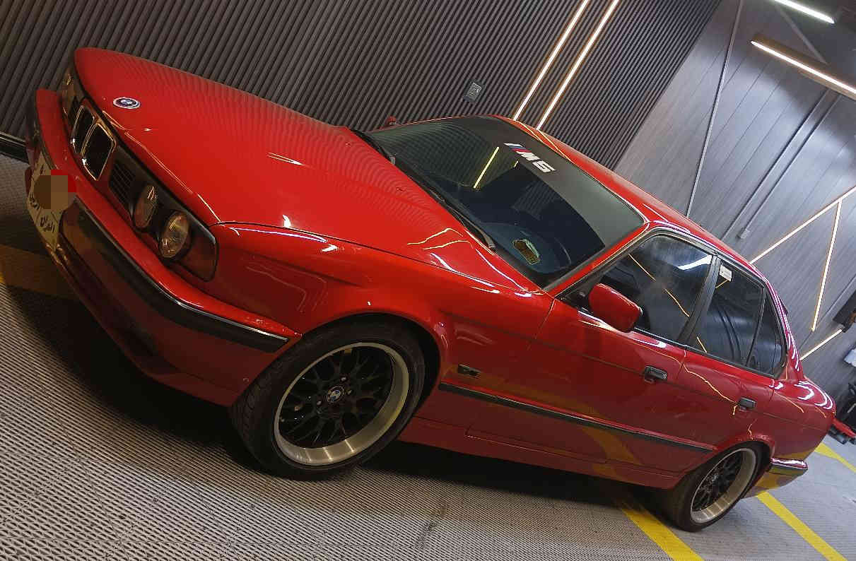 .سلام عليكم عنواني بغداد اليرموك او حي الجامعة
للبيع او مراوس   سعر 58وبيها مجال بسيط  وسيارة نصبه احلى من صور واني خادمك 
***********
بي ام 525اصل مديل 91 مكينه مسكر فانوص كير عادي نوعيه جاترك  تبريد ثلج  رقم اربيل الماني سنوية شرط تحويل  زغيرة سيارة قطرة خياس ماكو حوض صندوك بلادي بيها فقط جوملغ الايمن على كد شبر فقط سيارة مابيها اي ضربه وجاهزه وبيها اربع بطاين بيبان  موحلوات *********** بغداد, العراق
