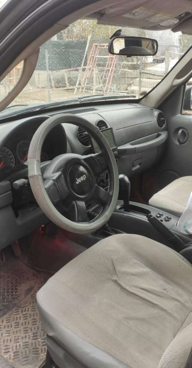 السلام عليكم اعادة نشر بسبب الوعود الكاذبة
جيب لبرتي 2007 #كفاله #كامه ***********
