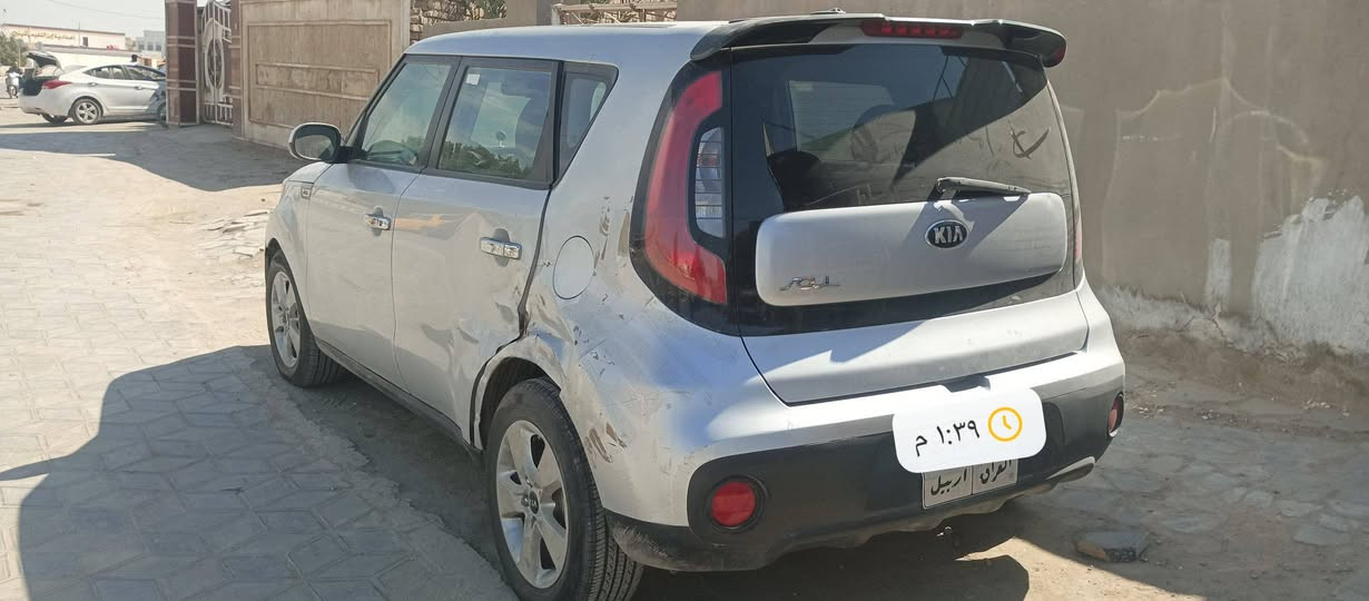 كيا صول موديل 17
بسعر مناسب 80 ورقة وبي مجال بسيط لشراي

سياره مكينه وكير وتبريد جديد 

حداديه جديده 

غرفته نضيفه 

جاهزه ماعايزه الف دينار

بسه طخه بداير موضحه بصور 

وحافه لجاملغ 

مكانه ديوانية 

***********
