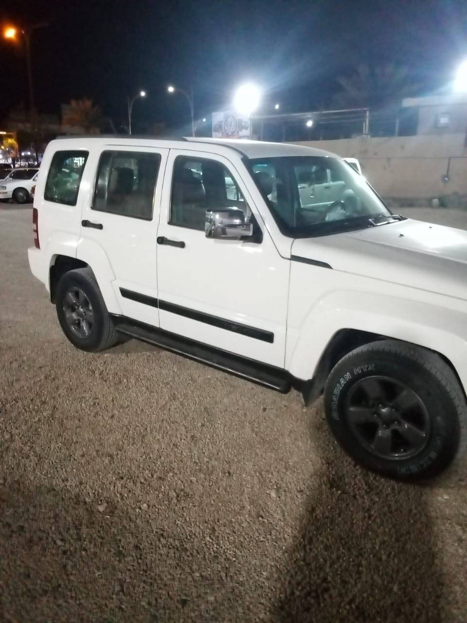 سلام عليكم
جيب ليبرتي 2010 سياره مكفوله عدا البنيد صبغ فقط
محرك وكير شرط الفحص تخم تاير  تبريد ثلج 
السياره مابيه نقص 
السعر 110وبيها مجال 
مكان السياره الأنبار 
ه‍ / ***********
