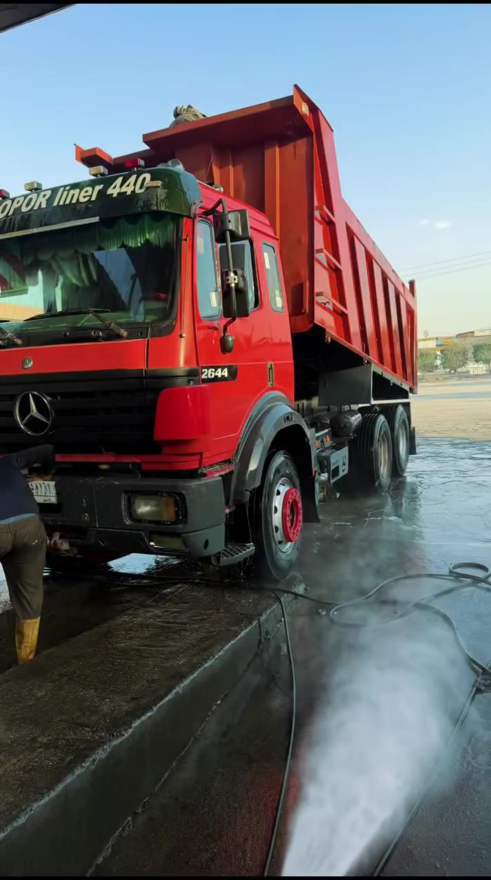 السياره للبيع البي كرواتي موديل 97 محرك 44 لا تنقيص ولا تبخير كير 240 مجموعه جيئف وربع سياره حيل جديده جاهزه للشغل للستفسار عله هاذه الرقم ‭0782 469 0504‬
