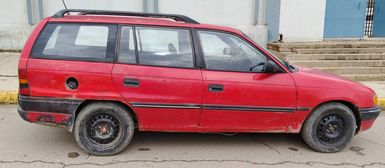 السلام عليكم

السلام عليكم
استره للبيع 🚗 
وأرد الماني 🙋 
موديل 1993✋ 
رقم صلاح الدين جديد بأسمي 👋 سنويه الى2027شهر12 وهزه جديده 🙋 تحويلك باالموصل شرط 
كاربون بانزين مامسجلها ⛽ شرط التحويل 🚦 فقط 
محرك قصه مامفتوح 16 محرك وكير شرط الفحص 👋 
طخم تاير فوق النص طخم امامي خلفي نضيف 👋 
تدفئه شقاله ♨️ كيج بانزين شقال كيلو متر والرون شقال دبل إشارة شقال
 قفل مركزي تحكم عن بعد شقال 🔒
📢  وبدون دواخل شرط 👋 وكدام العين 👀 
🛑#السعر 38$💸 وبيها مجال 
#العنوان #الموصل #موصل_رجم حديد السايدين الجددقرب مجسر المشات الاتصال كورك *********** أسيا *********** 🌹 الأرقام بيهم واتساب اثنينهم 
🛑2️⃣بلتلفون قفل ماكو تعال ودفع سعر اليعجبك 🛑
