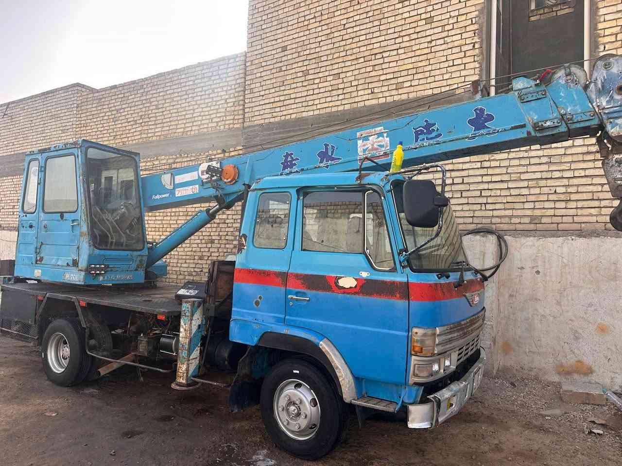 السلام عليكم كرين 7 طن للبيع سلايتين كاتو سنويه لل 2030 اصل كرين انشائيه
نجف الاشرف ***********
