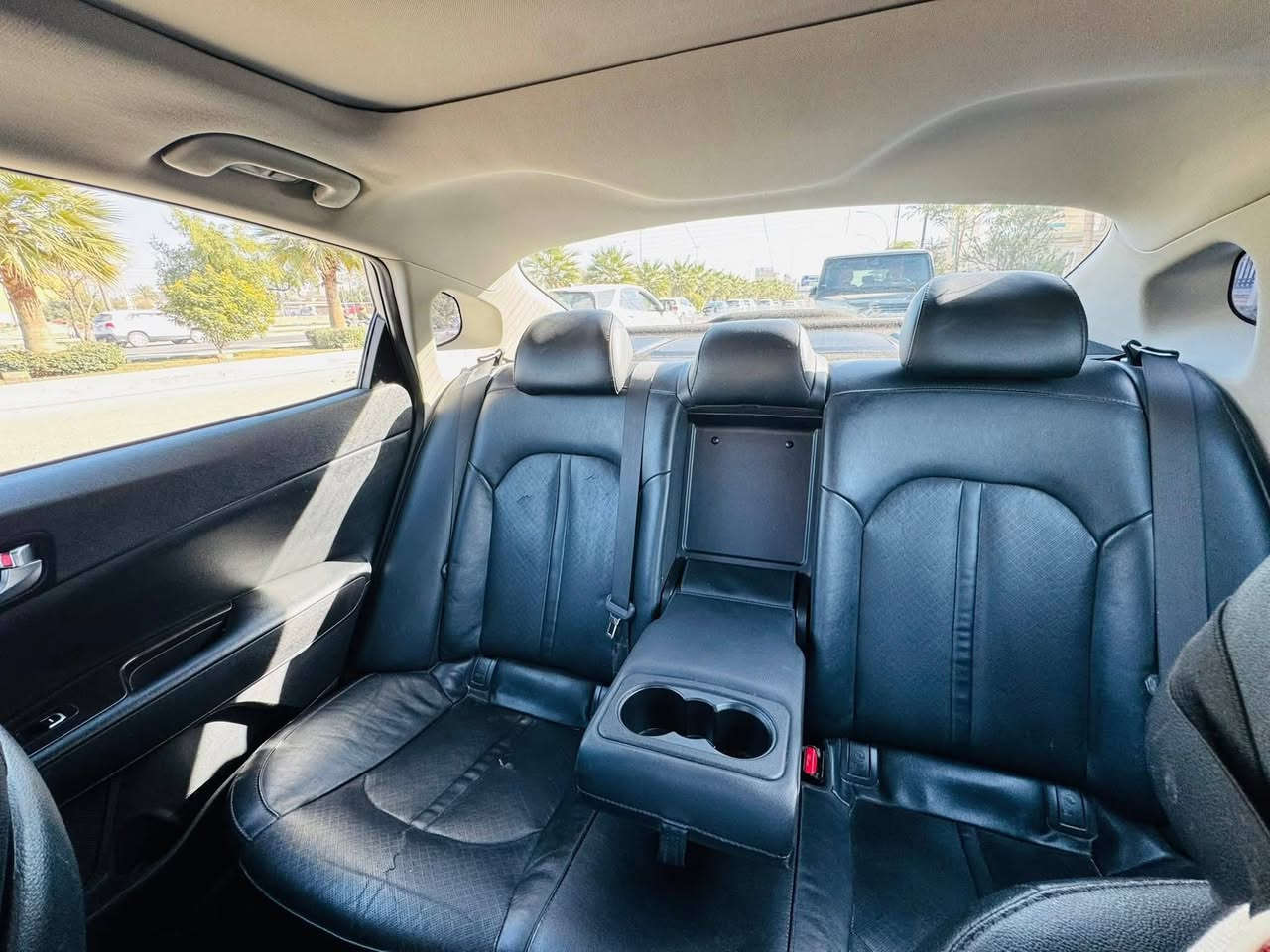 اوبتما 2018 فول مواصفات حادث بنيد وجاملغ فقط ضايفله منضومه غاز 
كشنات جلد تدفئه تبريد 
بصمه ابواب 
بصمه تشغيل 
حساسات خلفيه 
بعد بيه هواي مواصفات 
السعر 132وبيه مجال 
***********
