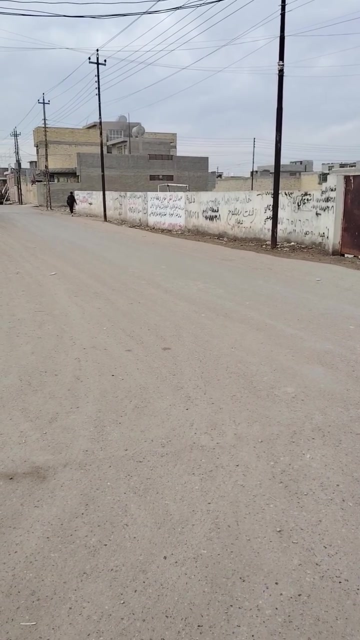 كاع ١٠٠ متر اللبيع بحي دجله خلف المعارض طابو زراعي السعر ٢٣ الانتصال ***********
