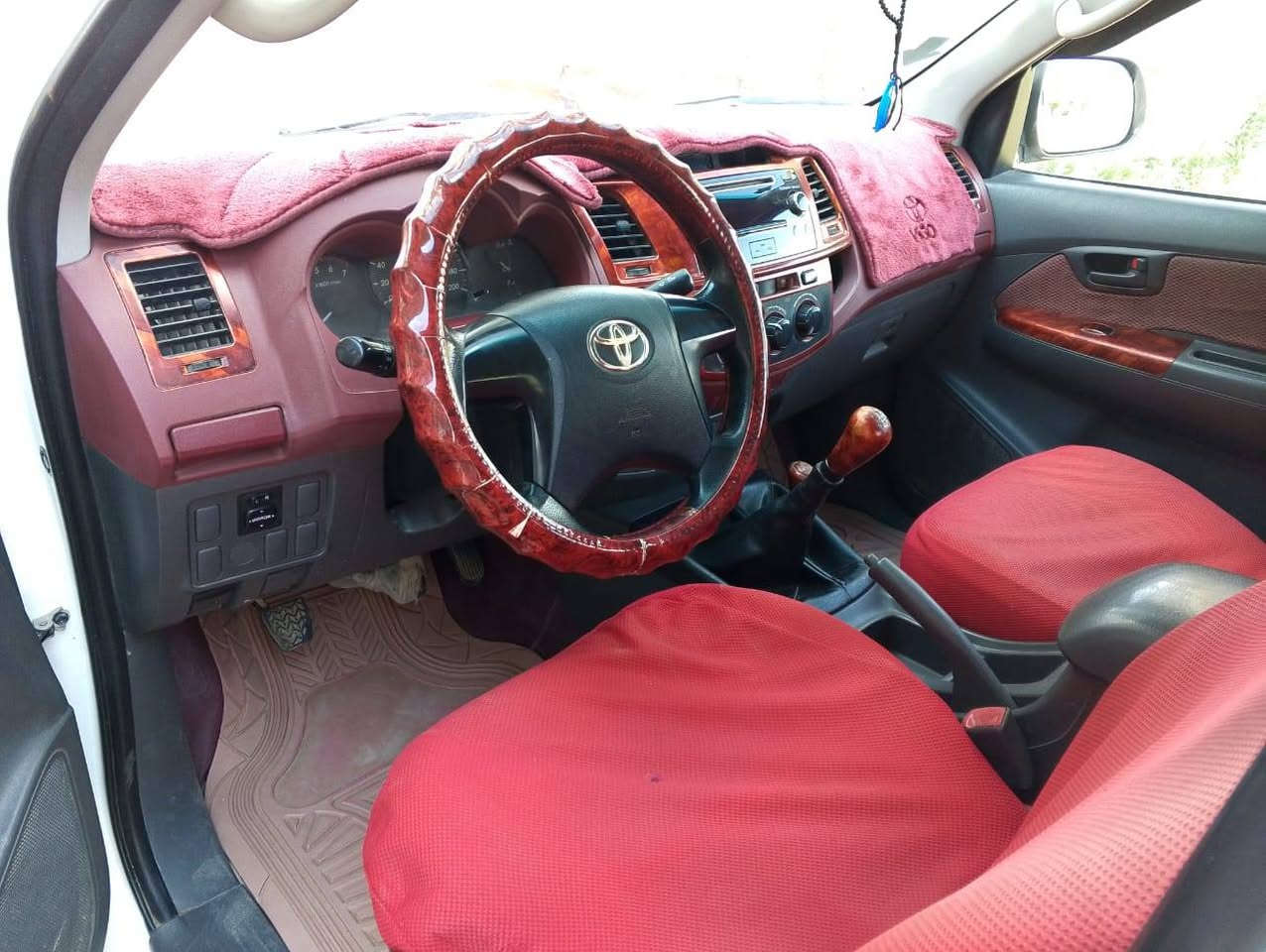 هايلوكس ١٤ كفاله سعر ٢١٠وبيهه مجال حك الجيه السياره موجوده بل قاسم *********** واتساب
