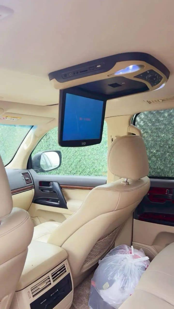 السلام عليكم لاندكروز موديل ٢٠١٦ بريم السيارة رقم بغداد سونارهة موضح ب المنشور سيارة جديدة كفالة تخم تاير جديد السعر ٤٦٥ وبيهة مجال عنوان البلديات للاستفسار ***********
