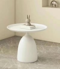 طاولة • ديكور منزلي • للبيع