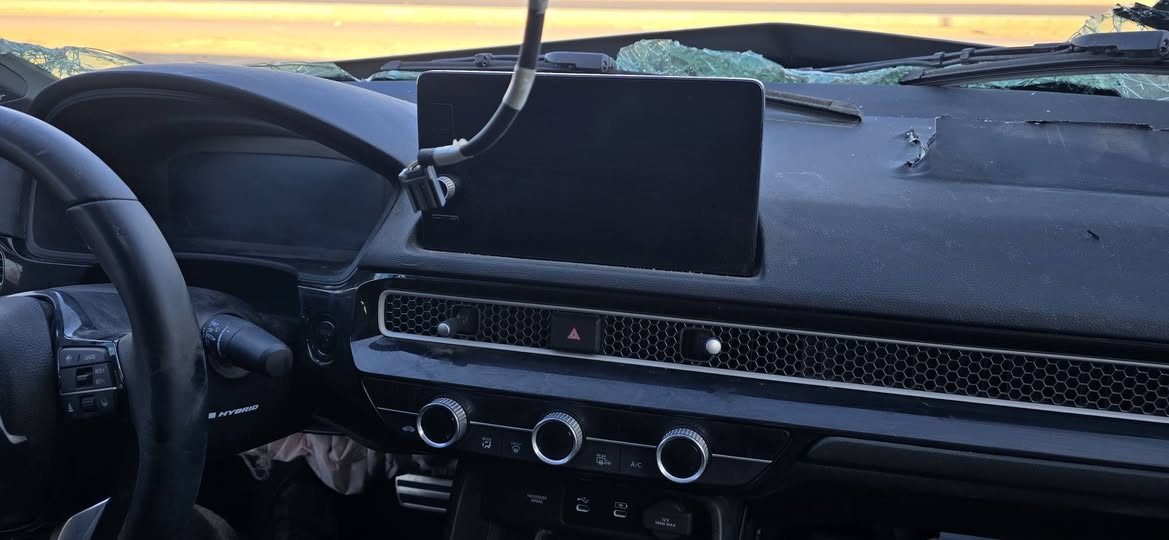 السلام عليكم 
هوندا سيفك ٢٠٢٥ 
فول مواصفات هايبرد
دخول جديد بدون رقم 
بيع على حادثها 
االعنوان بابل المسيب 
السعر ٧٥ ورقه 
***********
