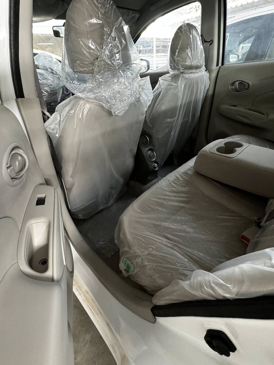 السلام عليكم نيسان صني 2025 زيرو مرقم وكامل تحويل وكالة مجاني السعر ب130 الاتصال على الرقم ***********
