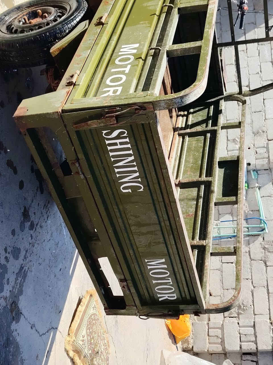 سلام عليكم  ستوته لبيع موديل 20ستوته نضيفه وحلوه  ولحب يتصل ***********
