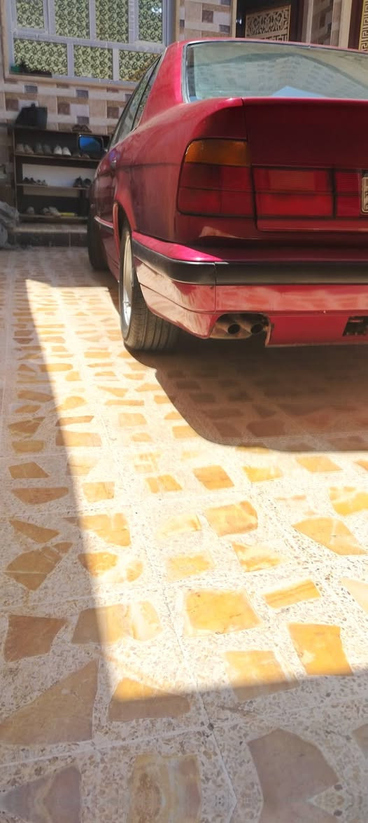 سلام عليكم
BMW 525

موديل 91

رقم مسطره اني الشرعي شرط التحويل

محرك كير شرط سياره حلوه

تبريد ثلج
كهربائية كلها شغله

كير اوتو

صبغ جماليه فقط

مكان السياره موصل 
للاستفسار الاتصال

 ***********  واتساب هم موجود
