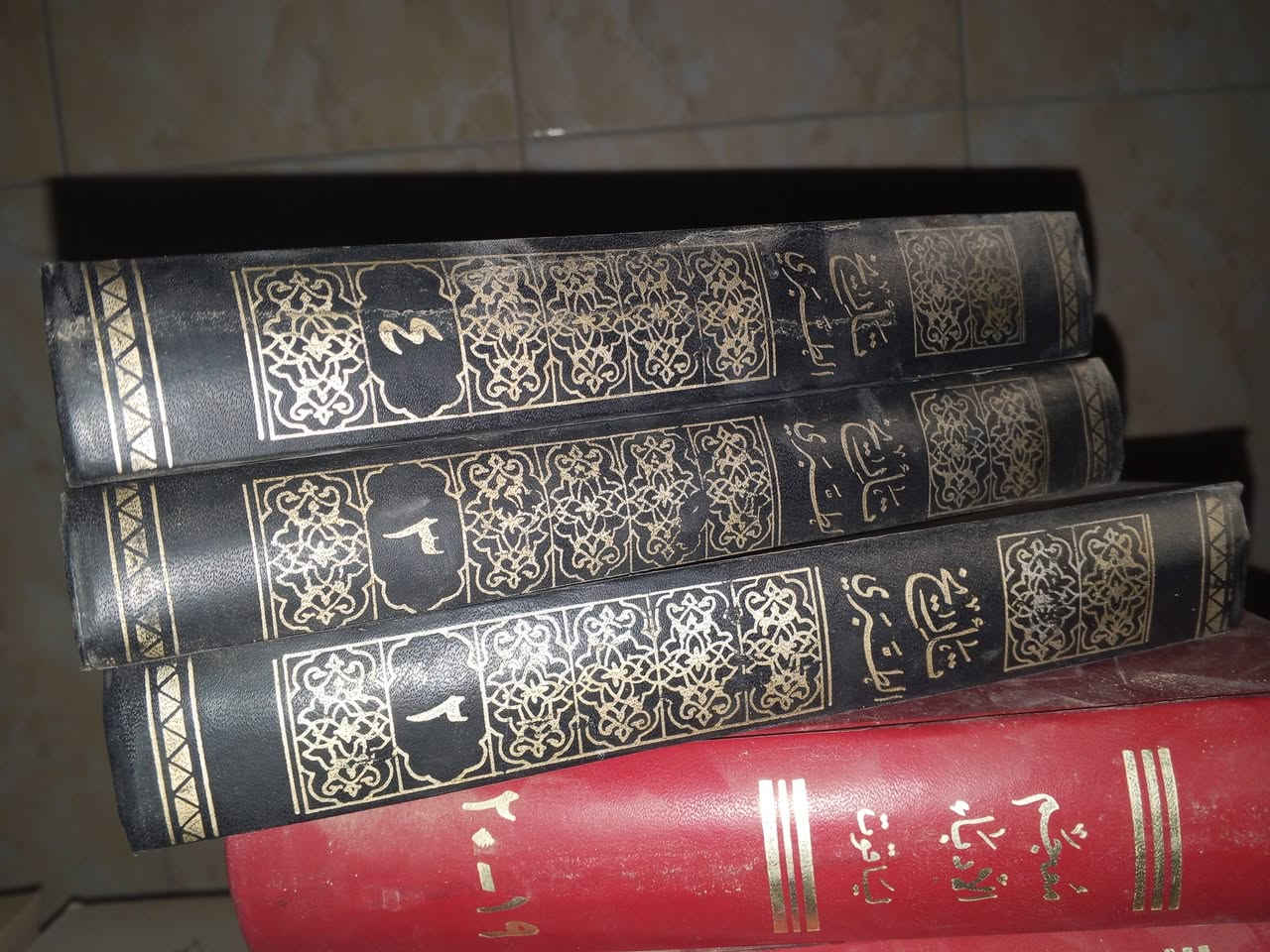 السلام عليكم
كتب للبيع مثل مموضح ب الصورةة 
شنو السعر الي يفيدك ( الكتب امانه مو خاصات بيه )
  
معجم الادباء نفص المجلد الثامن فقط
تاريخ الطبري نقص جزءين فقط
من هدى القرآن نقص اربعةة اجزاء فقط .


**إذا كنت صاحب هذا الإعلان وتريد حذفه لأي سبب، رجاءا أرسل رسالة إلى الدعم الفني**