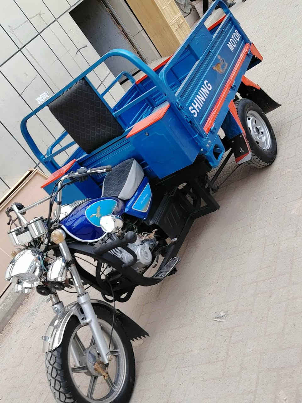 سلام عليكم ستوته للبيع بتره باب اول موديل 2018 وبيهه محرك 2020 مكفوله كفاله عامه  شاصي وركبه مكفولات بديهه مكفول فقط مصبوغ صبغ عام حراري أصلي للجماليه تخم كهربايت كله شغال تخم تاير جوبلس جديد ورك عالي مامدكوك أوراق اصوليه اكتبك ويه الوكيل مباشر بليته موجوده محرك مامفتوح خير من الله سدر جديد تانكي جديد دبلات امامي شغال ستوته نكره سلف ومال جنيان مكانهه الستوته الديوانية مكلف بنشر هاذا رقم راعيهه وسولف ويااا ***********
