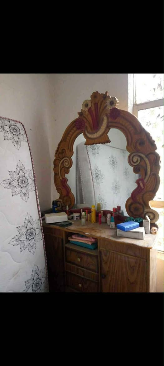 غرفه اخشاب اخت الجديده ٦ قطع للتواصل بس عله الرقم هذه ‏‪***********‬‏ مكاني كربلاء حي الغدير كربلاء, العراق
