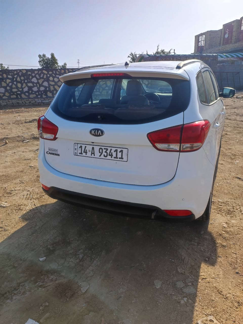 كارنز خليجي موديل 14
سبعه راكب محرك 2000 دوش 

تخم تاير جديد

صاعده هزه ابشهر الخامس  بيهه بنيد وجاملغ جهت السايق امبدلات اباصلي بدون صبغ اثر طخه خفيفه 

سياره باسمي مكانهه ديوانيه 

رايدهه 125 بيع فقط اعتذر من المراوس

***********

*********** غير متواجد ع النت
