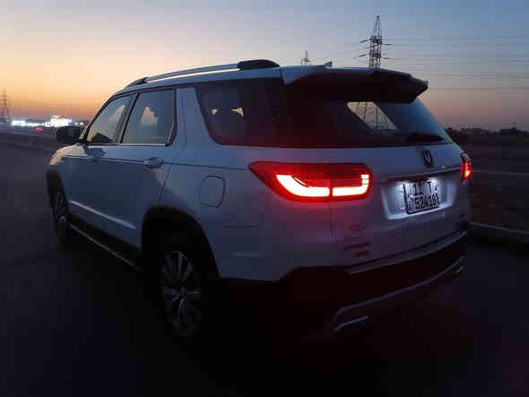 السلام عليكم للبيع شانجان cs95 موديل ٢٠١٩ 
فول فول مواصفات 7 راكب بانوراما 

وارد خليجي مكفوله عدا شويه بارد بيه 

🟩 السعر 130 وبيه ومجال للطيبين 

الموصفات :- 

اللون :- ابيض

مواصفات 

ايرباك 8 قطع 

شاشة اندرويد Auto كبيرة لمس 

بلوتوث 

كراسي كهرباء جلد لون مشمشي 

مثبت سرعة 

مرايا كهربائي 

تبريد 3 قطع 

 بصمه تشغيل بصمه أبواب تشغيل عن بعد 

نظام انذار 

نظام ملاحة 

موصفات خارجية :- 

اضوية LED

اضوية زينون 

حساس ضغط تايرات

حساسات اصطفاف 

فتحة بانوراما

كاميرات عدد 4 

مانع انزلاق

نظام تتبع 

‏ABS

موصفات اخرى 

محرك 2000 تيربو

4 سلندر

سعة الخزان ٦٤ لتر 

3 انضمه سياقة / عادي / ايكو / سبورت /  

كشنات كهربائي 

الصندوق  كهرباء

وبعد بيه هواي مواصفات بيه بعض الملاحضات بسيطه مكاني بغداد ابو دشير رقمي ***********
