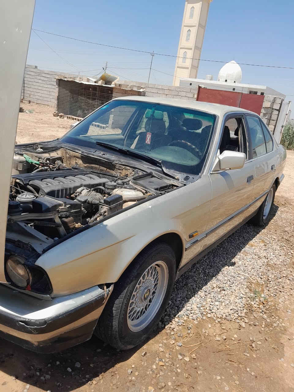 متاح بيم 520كير ومكينه مكفولات لاه تنقيص ولاه تبخير لباقي جدام لعين بسمي رقم ديالى نكليزي بكان ديالى خان بني سعد لسعر ٣٠ بيه مجال ***********
