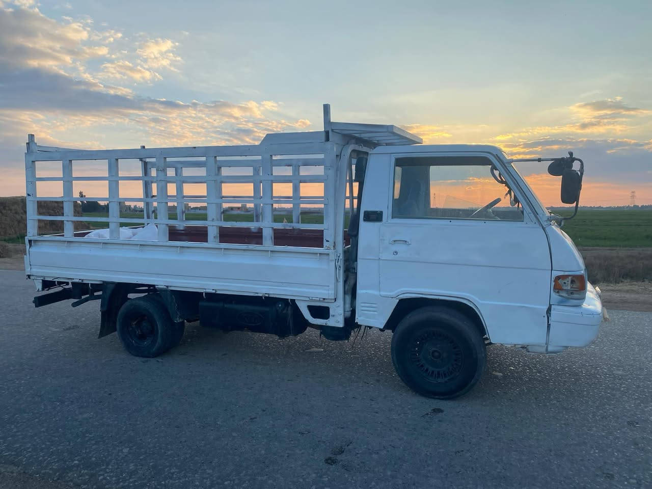 للبيع هونداي موديل95 رقم بابل بإسمي تاريخ السنويه 27 المحرك بي بخار السعر 23  مكاني الديوانية غير متواجد علفيس وهذا رقمي. ***********
