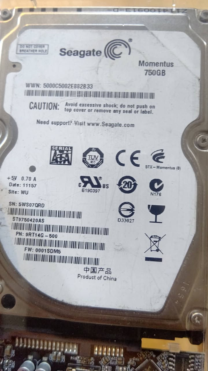 هاردات hdd خارجية تصير وداخليه تفاصيل جوه كل صوره متوفر توصيل للمحافظات ب5


**إذا كنت صاحب هذا الإعلان وتريد حذفه لأي سبب، رجاءا أرسل رسالة إلى الدعم الفني**