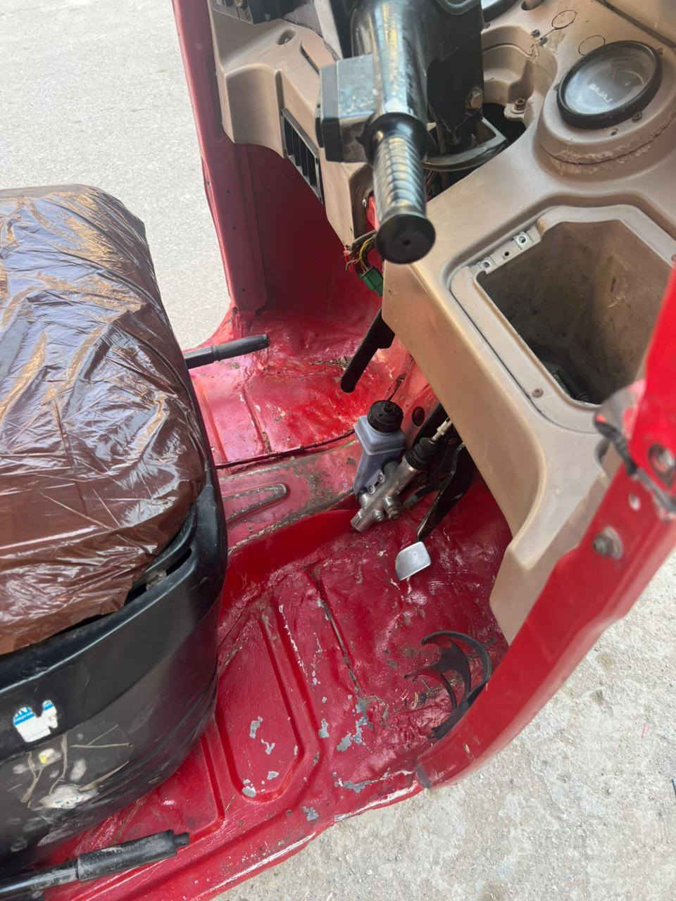 خوان 18 للبيع كل تفاصيل بالفيديو شوفه وخابرني وبخدمتك سعر تكتك 5 ملاين بغداد الشعب 
***********
