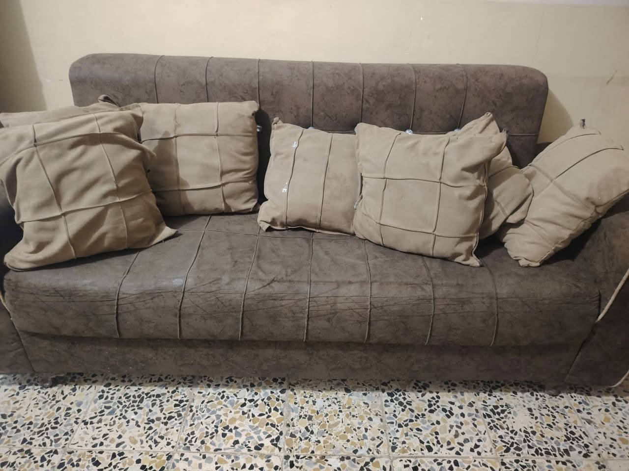 بيع مستعجل تخامة عدد 2 ب350 بيهن مجال 
بابل شارع 80


**إذا كنت صاحب هذا الإعلان وتريد حذفه لأي سبب، رجاءا أرسل رسالة إلى الدعم الفني**