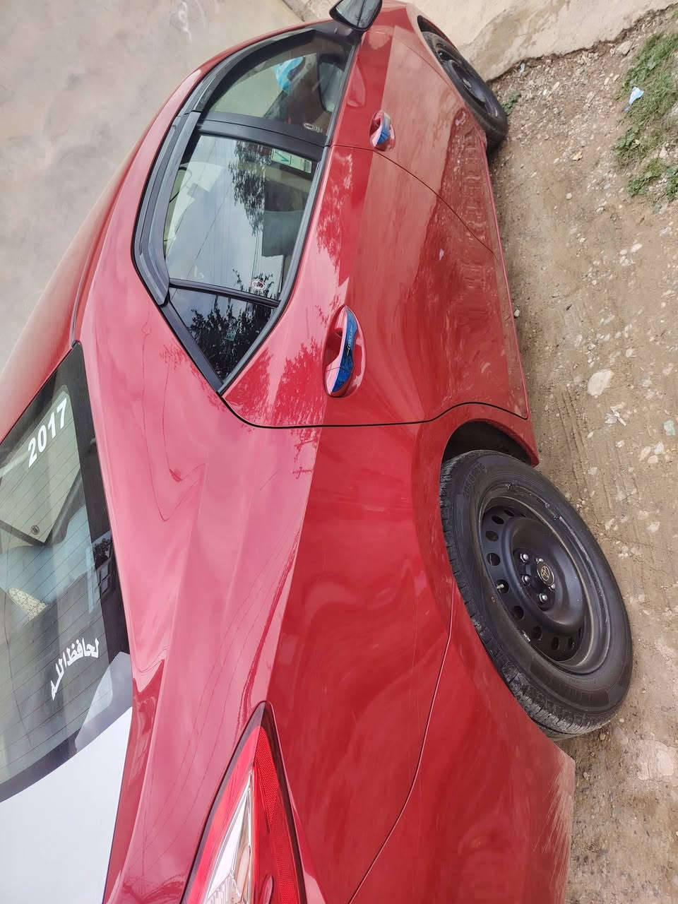 للبيع كورلا موديل ٢٠١٧ Le وارد امريكي رقم سليمانيه بسمي شرط التحويل الضرر موجود بلسونار شرط بدون دواخل وبدون ارباك كير محرك ع الشركه السعر ١٤٥ وبيه مجال اتصال *********** العنوان ديالى
