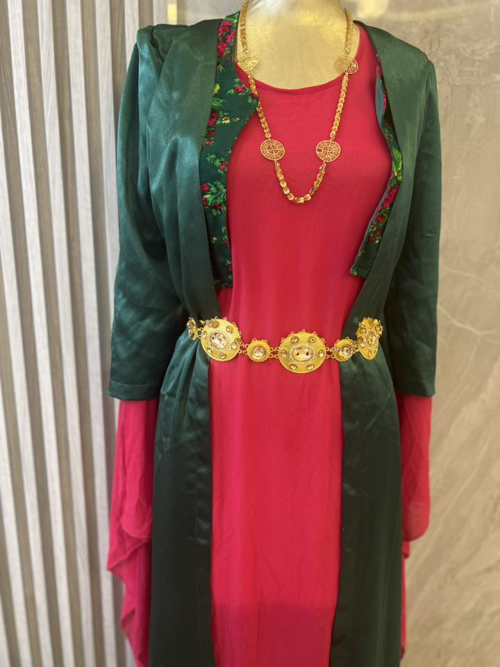 مجموعه ملابس كرديةللبيع باسعار مناسبة


**إذا كنت صاحب هذا الإعلان وتريد حذفه لأي سبب، رجاءا أرسل رسالة إلى الدعم الفني**