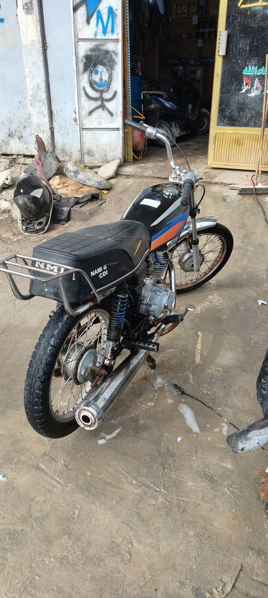 للبيع شراي خاص ((الدراجة. أدوات))


**إذا كنت صاحب هذا الإعلان وتريد حذفه لأي سبب، رجاءا أرسل رسالة إلى الدعم الفني**