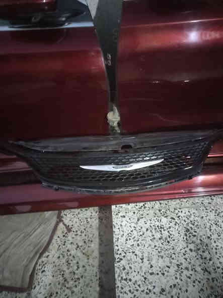 السلام عليكم تحيه للادمن عمي وين الي يدور كفاله وصلت أبواب سي ٢٠٠ ماروني ١٧ كاملات مقفلات ٢امامي وسلفر ٣ دوس اصلي وشباك مكاني ديوانيه ***********  الي يريد مكفول موجود والي يريد مصبوغ موجود كلشي اكو
