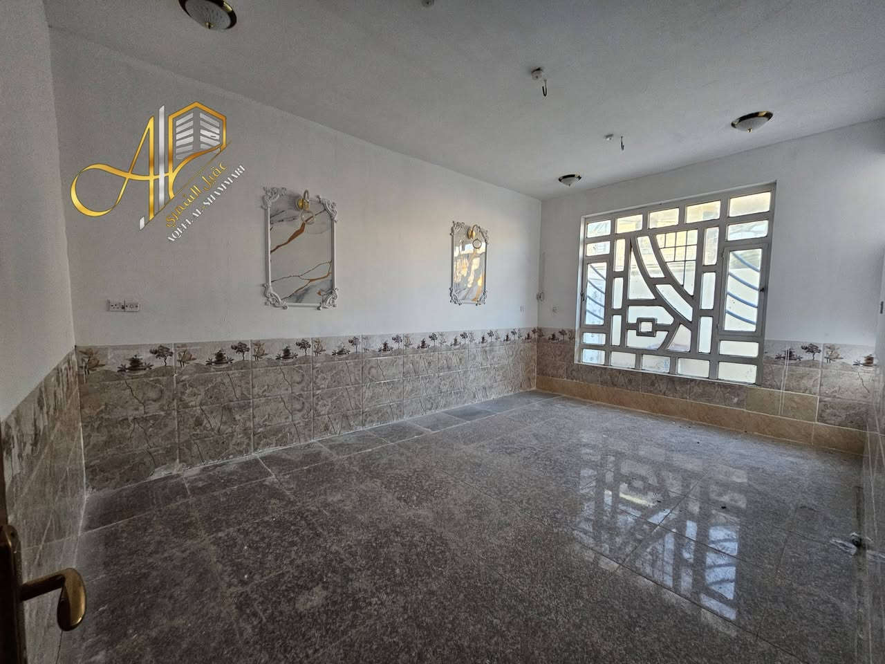 بيت للبيع المسيب - حي المصطفى (في المنتصف على الشارع ركن)
​المساحة
المساحة في السند 162 متر مربع
المساحة واقع حال 170 متر مربع
​تفاصيل العقار
يحتوي البيت على
ثلاث غرف نوم
صالتين
 استقبال
مطبخ
مجاميع صحية
مناور
كراج للسيارة
حديقة صغيرة
​السعر
115 مليون دينار عراقي قابل للتفاوض
علما ان الدار فارغ وجاهز للسكن
​عنوان مكتب عقيل الشمري للعقار / قضاء المسيب 
المسيب - الشارع العام - فلكة الحي الصناعي - مجاور أبو مروة للسيراميك
للتواصل والاستفسار يرجى الاتصال على الرقم التالي
***********
​عقيل_الشمري
عقارات_المسيب
بيوت_للبيع
عقارات_العراق
استثمار_عقاري
