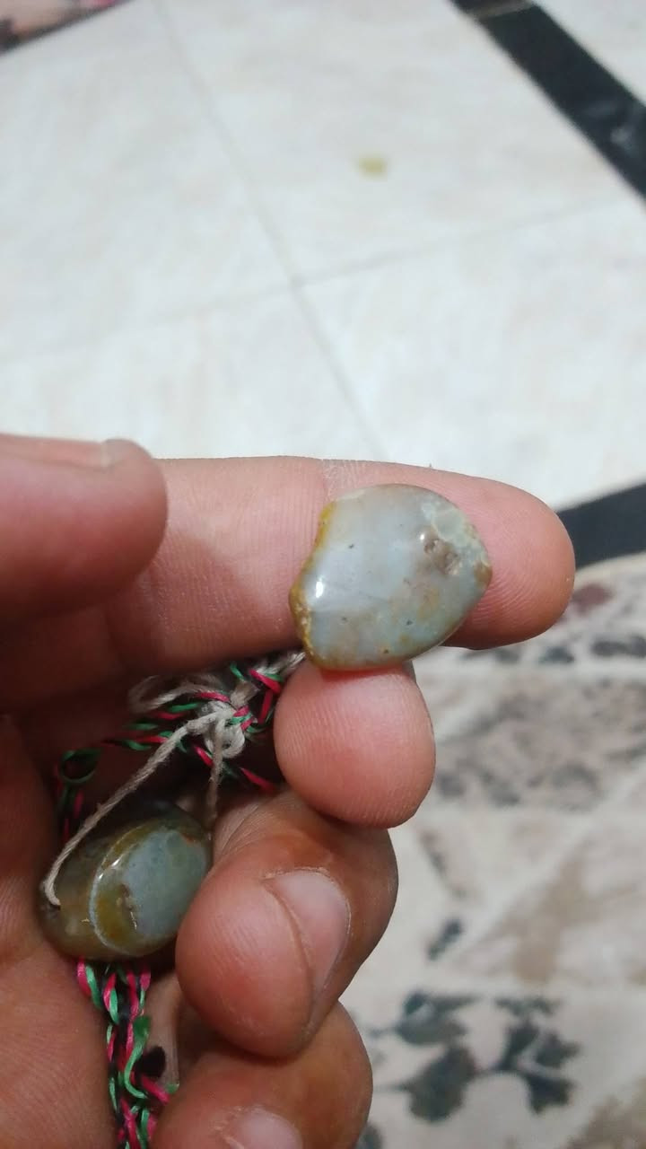 سلام عليكم ورحمه الله وبركاته اخواني الاعزاء عندي ذني الخرزتين عقيق سليماني  تكدر سويهن محبس اني حاليا نخليهم كلاده قيم بالي يرضي الله


**إذا كنت صاحب هذا الإعلان وتريد حذفه لأي سبب، رجاءا أرسل رسالة إلى الدعم الفني**