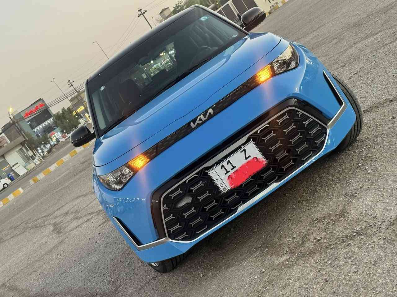 كيا صول جيتي لاين 2023
اعلى فئه بصول 

حادثها مرفق مع الصور  مكفولة من الصبغ والتبديل 

ماشيه حالياً 53000Mi

محرك 2000 دوش

مواصفاتها

1-شاشة ديجيتال

2-ايقاف ذاتي

3-تحديد مسار

4-مانع انزلق aps

5-مود القيادة الالية الذكية 

6- غرفه جلد

7- بصمه 

8- تشغيل عن بعد 

9- اشاير مري 

10- استيرن جلد حرف D

11- رادارات وحساسات من كل الجوانب

وباقي المواصفات المعروفة  جيتي لاين
حادثه فقد بارد بقبق جنطه وبارد بل جاملغ 

السياره مرقمه بغداد باسمي 

مكان السياره بغداد.  ***********
