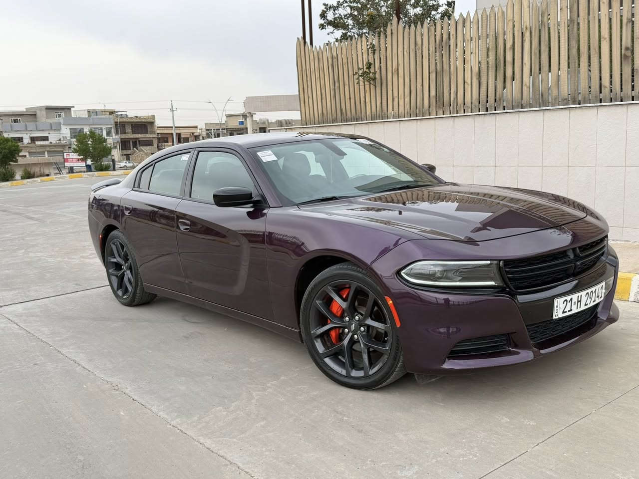 الوصف
***********دوج جارجر
(V6) (2022) (SXT)
بلاك توب بلادي
لون مميز بنفسجي
بدون إرباك بدون دواخل
رقم سليمانية مكان سياره كركوك
بدون نقص كلشي بشرط سنويه هزه جديد
