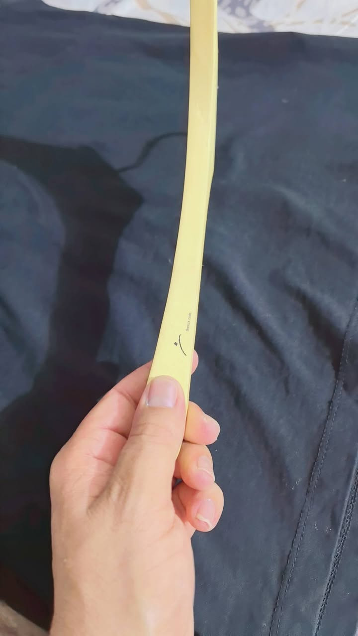 السلام عليكم  تعلاكه خشب مشمع  شغل درجة أولى شرط الفحص خشب مضغوط مو بلاستك  تصفيه جاي ابيعه جوه فلوس جملته  سعر الدرزن ٨ الاف وعندي توصيل الكل المحافظات


**إذا كنت صاحب هذا الإعلان وتريد حذفه لأي سبب، رجاءا أرسل رسالة إلى الدعم الفني**