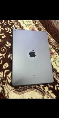 آيباد ٨ • للبيع • مراوس
