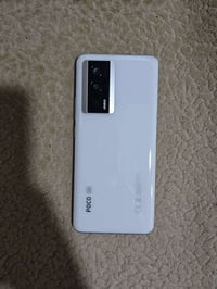 Poco F5 Pro للبيع ذاكرة 512 رام 12+6 شاشة 120HZ بطارية 5160 شاحن 66W ب...
