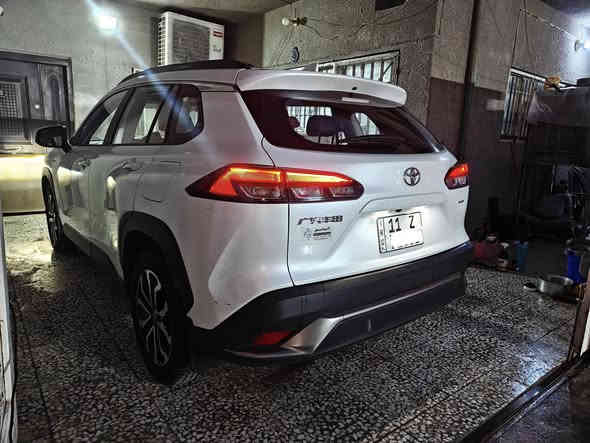 تحيه طيبه 
تويوتا فرونتلاندر S
فول مواصفات 1/1
موديل 2025 رقم بغداد الجديد اخر اصدار ماشيه 11 الف كم فقط
السياره مكفوله من بارد وصبغ والبدي خالي من اي خدوش 
العده والسبير والكاعيات الاصليه كله غير مستخدمه 
وضايفله بردات وكاعيات ربر وفرشه داشبول 
لمن يود الاطلاع على المواصفات 
- لايت خمس عدسات وحاجب 
- بصمه 
- فتحه 
- ايرباك امامي ومحيطي 
- كراسي جلد وكهرباء
- مداخل تايبسي خلفي امامي 
- كامرا اصليه دواره 
- تبريد قطعتين ومناخ منفصل 
- اوتو هولد 
- هاندبريك بصمه 
- حساس اطار 
- تحديد مسار 
- قياده ذاتيه 
- مثبت سرعه 
- تحكم ستيرن واوامر صوتيه 
- شاشه وسطيه كبيره تدعم جميع البرامج 
- اناره ليد محيطيه داخل السياره 
- بك لايت ليد والخ من الموصفات الستاندر 
السعر 27. مليون د.ع
للاتصال ***********
