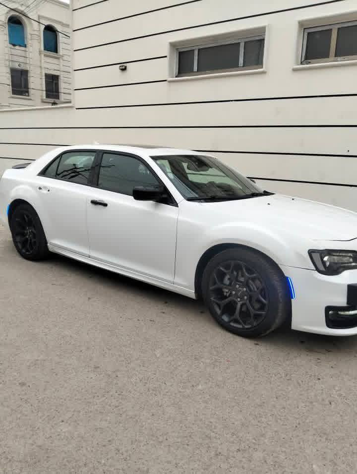 السلام عليكم البيع اوباما 2021رقم نينوى مشروع وطني
فول مواصفات 1/1لاخير.                     
علمن سياره مصبوغه عام درجه اولى  عتذر عن مراوس 
السعر معلومات الاتصال*********** مكاني بغداد
