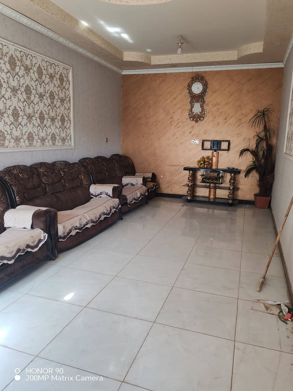 بيت للايجار بمنطقة سيد عزال ٢٠٠ متر وغرفتين نوم و صالة و استقبال منعزل
للاستفسار أكثر ***********
