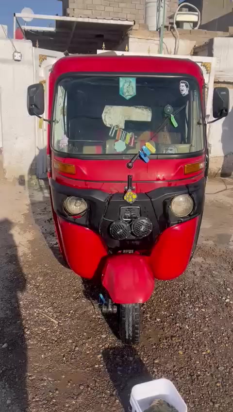 السلام عليكم تكتك للبيع موديل 17 جاهزه ما نقصها اي شيء ابيع كلك مكان كوت حي الجهاد ***********
