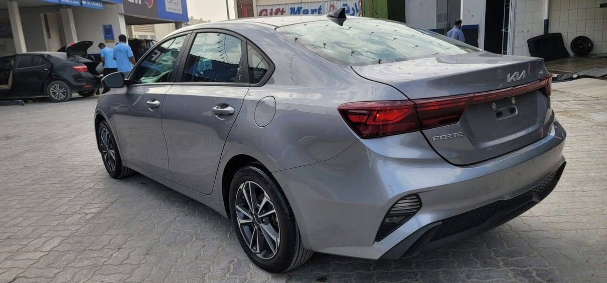 سلام عليكم كيه فورتي بيع ومراوس سياره24 ماشيه20رقم مثنى دولي معوقين وكاله عامه بسم المشتري سياره فول مكينه 2000 دوش كير شرط تبريد ثلج تدفع كفاله عده قطعه وحده صبغ حساس خلفي مامي أدار شاشه كأمره 360تحكمات سعر ١٤٣ مكان سياره سماوه لاستفسار ***********
