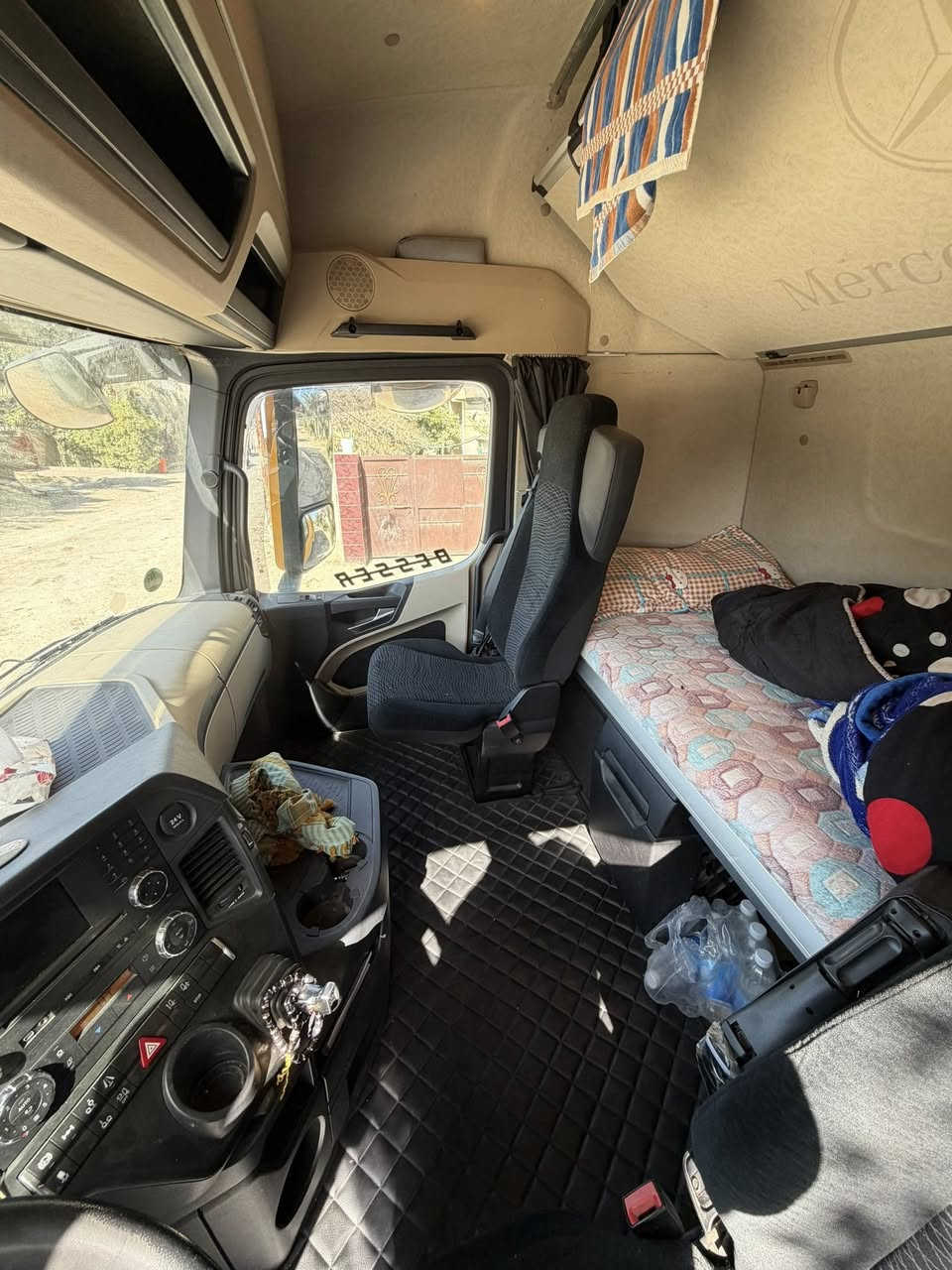 السلام عليكم للبيع MP4  وحش موديل 18 فول مواصفات قماره جوبلس حجم 25/45
تبريد هايبرد رقم سليمانيه مربوطه العربانه وراها
جديده سياره مشتغله جم درب على سكراب عربانه خالد الجنابي شاصي 16 دناكير صيني 
عنوان بغداد ابوغريب السعر اتصل لمو شراي لايبخس بحلال العالم 
***********
