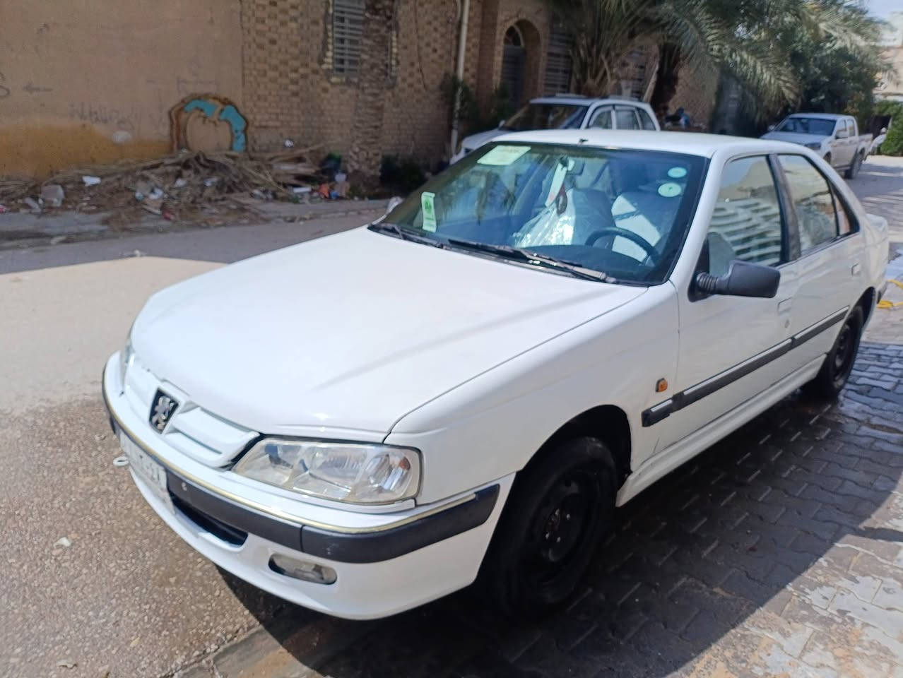 بيجو بارص موديل 2012 مكينه جديده صارله 25 يوم من شاده حداديه جاهزه تخم تاير رقم نجف سنويه ستوه سقطت مكان السياره بل نجف بيه جاملغات الخلفيه صبغ السعر 40 وبيه مجال
للاستفسار 
***********
