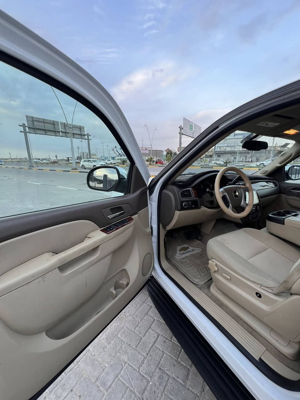 سلام عليكم تاهو خليجيه وكاله لغانم  كفاله عامه موديل. ((2014 كفاله عامه  رقم بصره بسمي تحويل ماشيه 150 كيلو كفاله كير محرك حداديه تخم تاير سياره جديده حيل موصفات  LT بيع اومراوس مكاني بصره ***********
