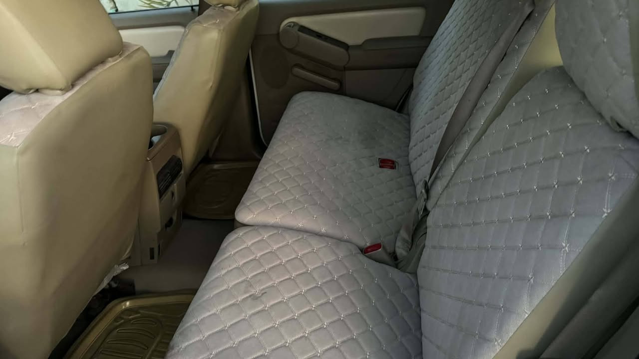 #_للبيع_ 🚘
————————4xفورد اكسبلور 2010خليجي وكاله نيڤيا 4
ماشيه 180فول واحد ؏ واحد رقم اربيل  اجنبي 7راكب ٣قطع تبريد كشنات سلايد روف كشنات كهرباء  جلد اريل   حساسات خلفيه  تحكم ستيرن
بيها صبغ قطعتين بدون دواخل
—————————————————————
#_للاستفسار / ☎️ ‭***********
