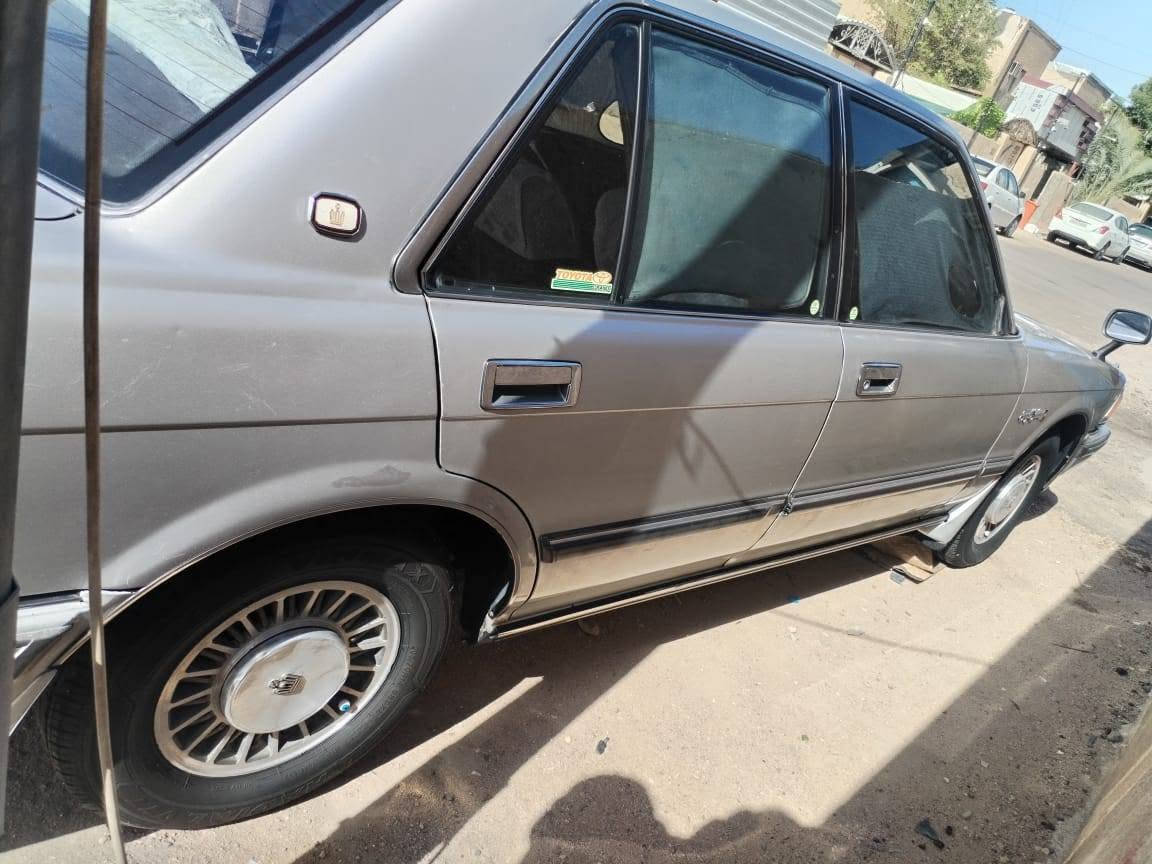 سلام عليكم سيدان ايسر بلاد للبيع مديل 89سياره جاهزه من كلشي مال جناي ومتعوب عليهه تبريد حداده تخم تاير مكينه كله جاهز السياره بسمنه تحويل شرط مكفوله من ضربه وكص ونقل وصبغ السياره مسستمه فقط جراد بل قماره/ مكان السياره بلبرجسيه/ *********** / مكلف بنشر اتصل على الرقم/السعر 70 وبيها مجال/
