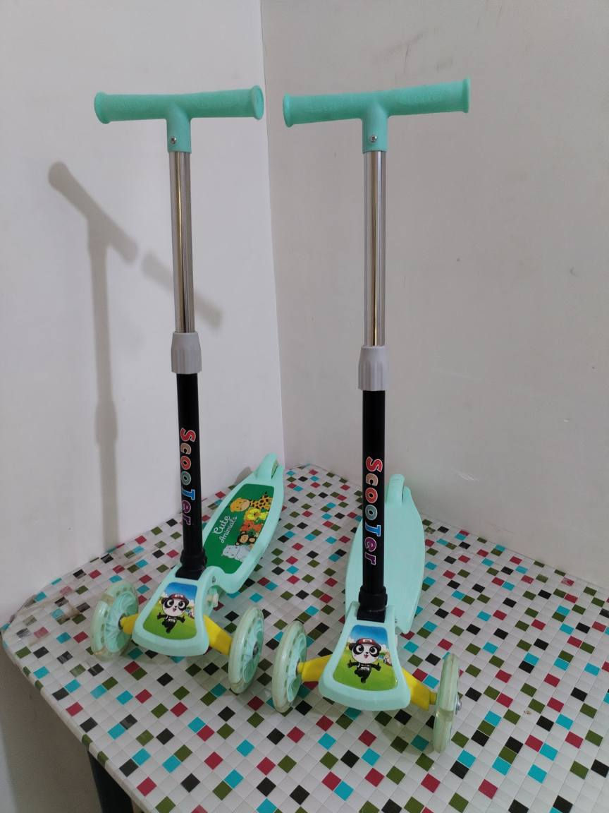 تنزيلات جديد سكوتر، 13 الف كرسي مع طبله 18 الف 
المكان كربلاء الاستفسار *********** يوجد توصيل كربلاء, العراق
