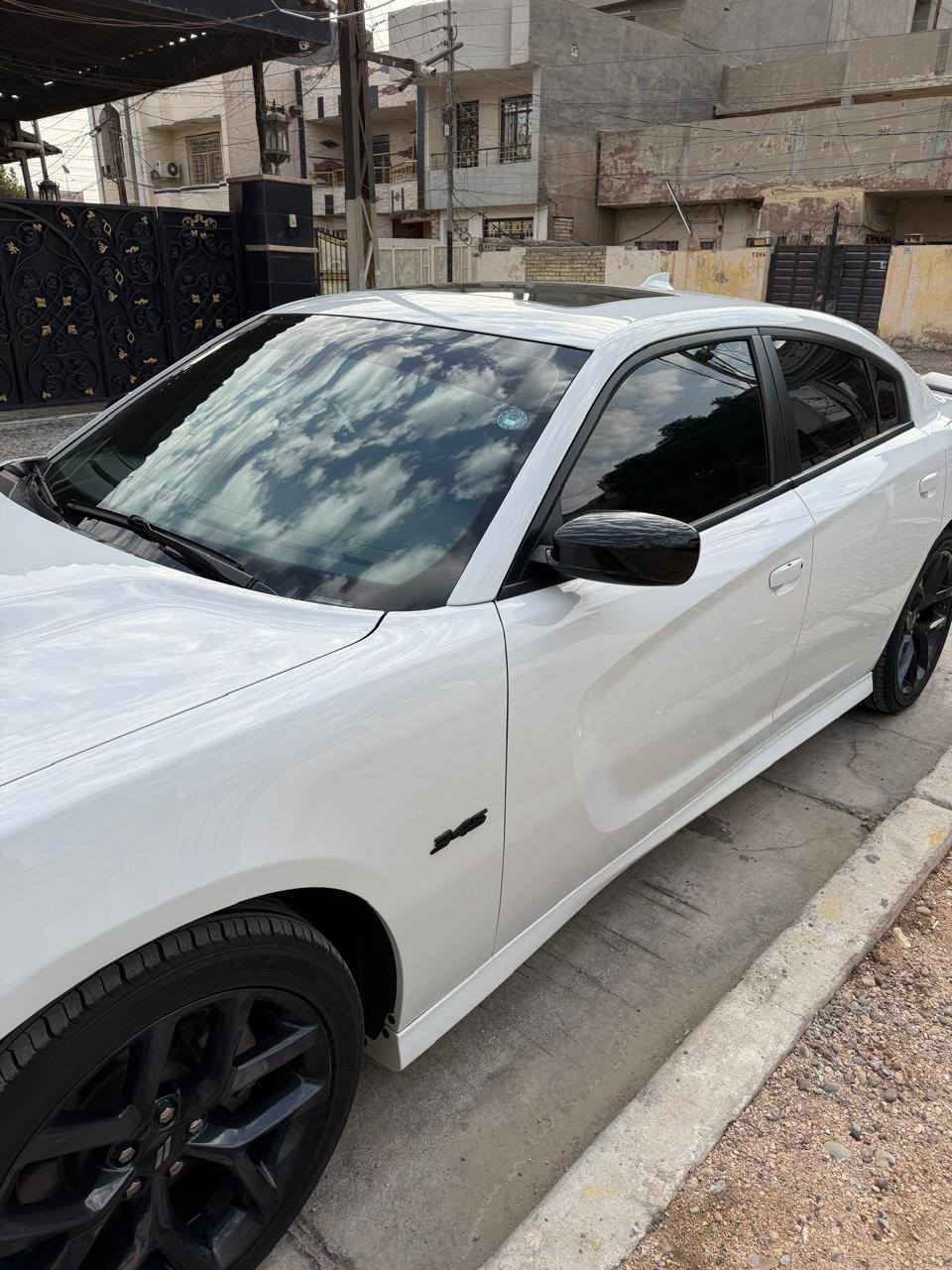 𝗗𝗢𝗗𝗚𝗘 𝗖𝗛𝗔𝗥𝗚𝗘𝗥 🥇
🔥𝗗𝗔𝗬𝗧𝗢𝗡𝗔 — 𝗟𝗔𝗦𝗧 𝗖𝗔𝗟𝗟

نوع السيارة: [ دودج جارجر دايتونا الاصدار الاخير ] 
الموديل: [ 2023 ] 
المحرك: [ V8 - 5700 ]
الگير: [ أوتوماتيك ]
الممشى: [ 54 الف ميل  ]
الحالة: [صبغ دعامية اماميه فقط وأصبعين بارد بالجاملغ  ]
لون السيارة : [ ابيض ]
رقم السيارة : [ شمالي  - تحويل مباشر  ]

[ الـــــمـــواصــفـــــات فول ]

- - مقصورة السيارة [ كشنات كنتارا حضن  ] 
- - كشنات تدفئة + تبريد وكهرباء  اماميه
- - كشنات خزن ميموري
- - شاشة كبيرة كار بلي 
- - كاميرا
- -سلايد
- - تشغيل عن بعد 
- - ويل 20 
- -  سستم صوت الباين 
- -  شيفتات ستيرن 
- - نظام سوبر تراك باك
- - حساس خلفي 
- - رادار جانبي [ نقطة عمياء ] 
- - ستيرن كهرباء + تدفئة
- دشبول خياط الجديد 
-تخم تاير جديد 
-رادر امامي 
-مبرمجة سيارة 
-اويل كاج 
-كفرات دبه وزراكه وايبس

////صيانة ////
بلكات 
نوزلات
كيس فلتر كير وهيدروليك كير 
فلتر بانزين وشوته 

هزه مالته 100%

/////ملاحظة /////
موافقة تظليل لمدة سنه بالسنوية شهر ١٢/٢٠٢٦

الموقع: [ بغداد - السيديه  ] 📍

سعر (34,500 الف دولار ) 3 شدات و خمس واربعون ورقه  
وبي مجال 

للتواصل واتس اب او اتصال : [ ***********]
